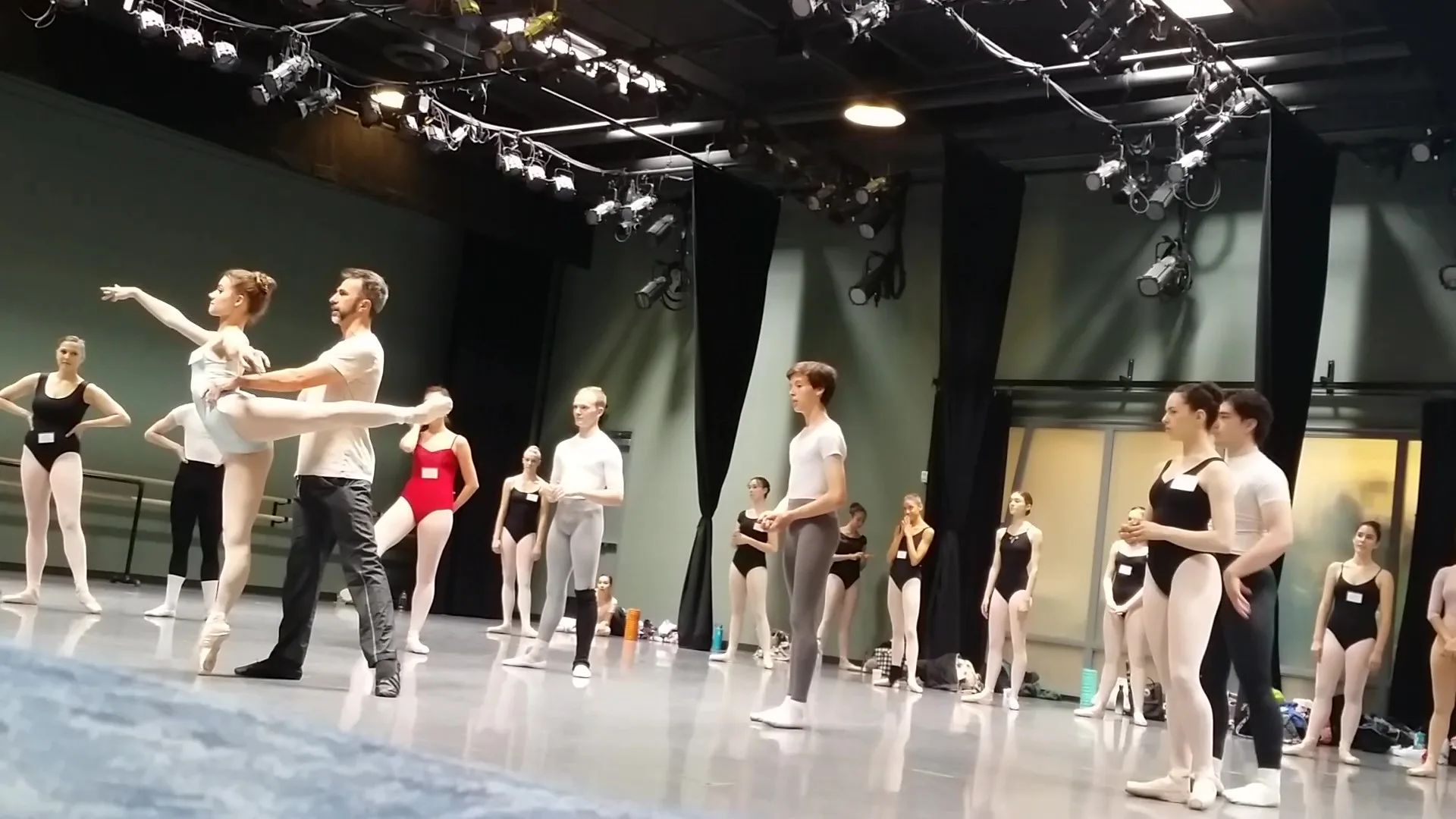 Art of the Dance World Academy